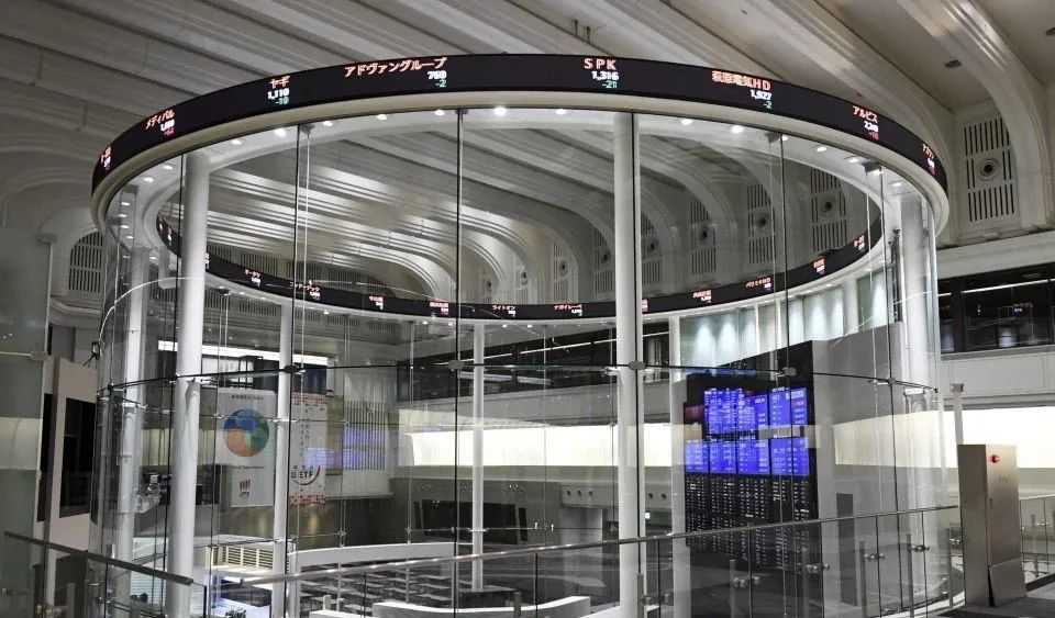 東京の日経平均株価は円安で7日連続上昇