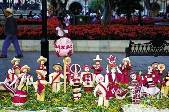 メキシコの大根祭り：大根が主役