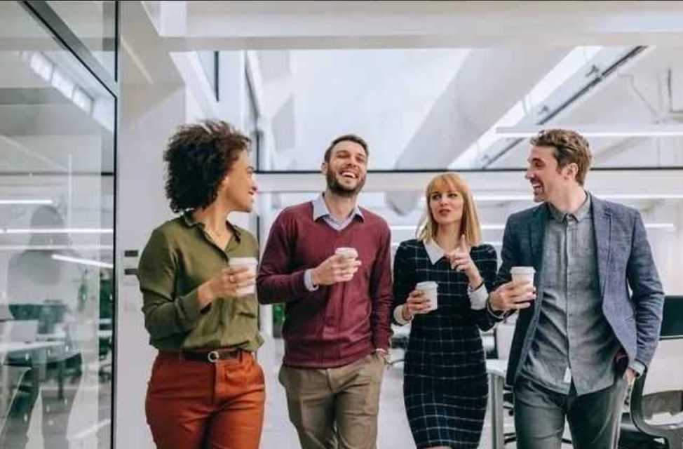 アメリカのコーヒーブレイクフェスティバル:職場で愛される伝統を祝う