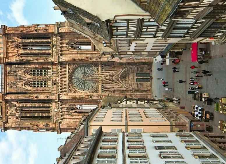 ランス大聖堂：フランス王室の精神的な中心