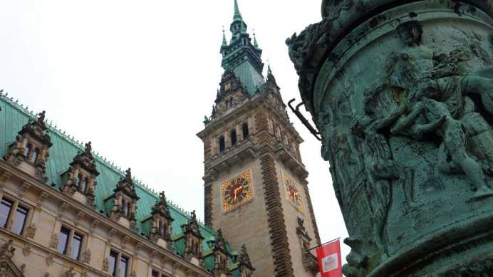 ハンブルクのオリンピック招致は、市が住民投票の準備を進める中、反発に直面している