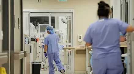 サスカチュワン州、地方・遠隔地のコミュニティに常勤医療職を77人増員